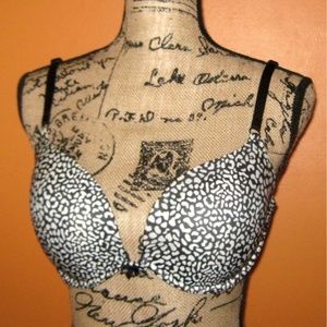 Victoria’s Secret 38C Animal Print Push Up Bra